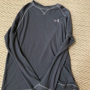 Men’s Under Armour thermal shirt